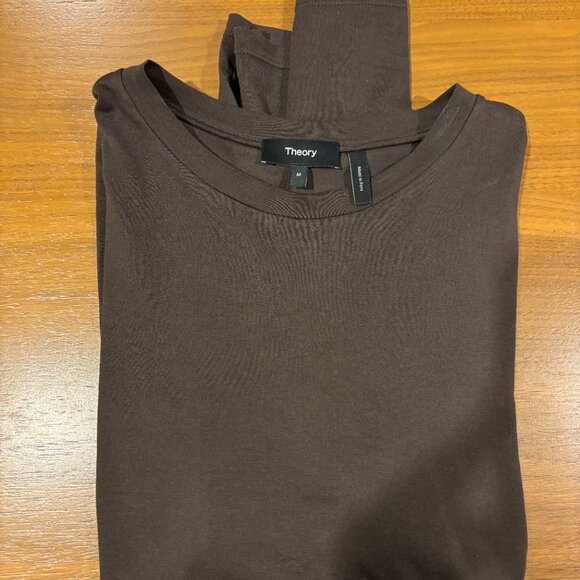 Theory Long-Sleeve Tee in Organic Cotton (Cacao) - Picture 5 of 5